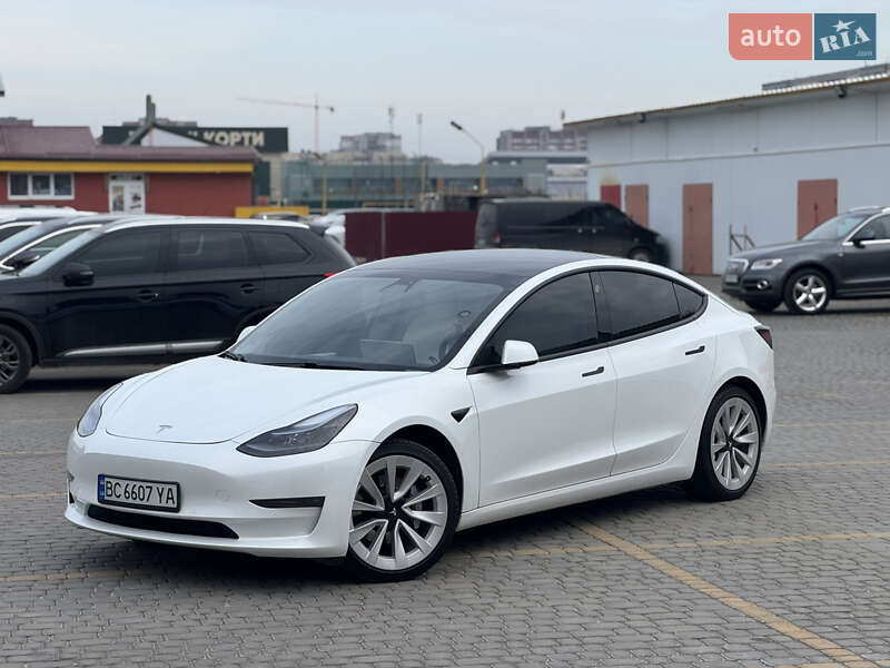Tesla-4