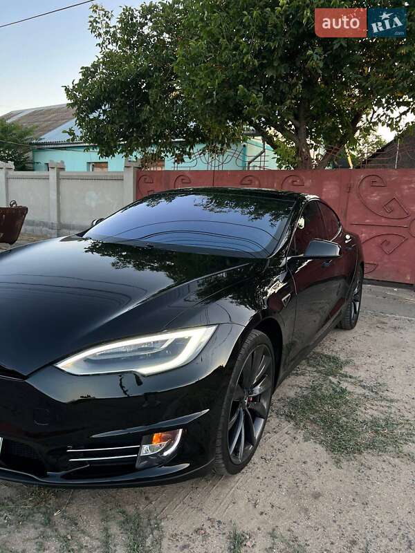 Tesla-1
