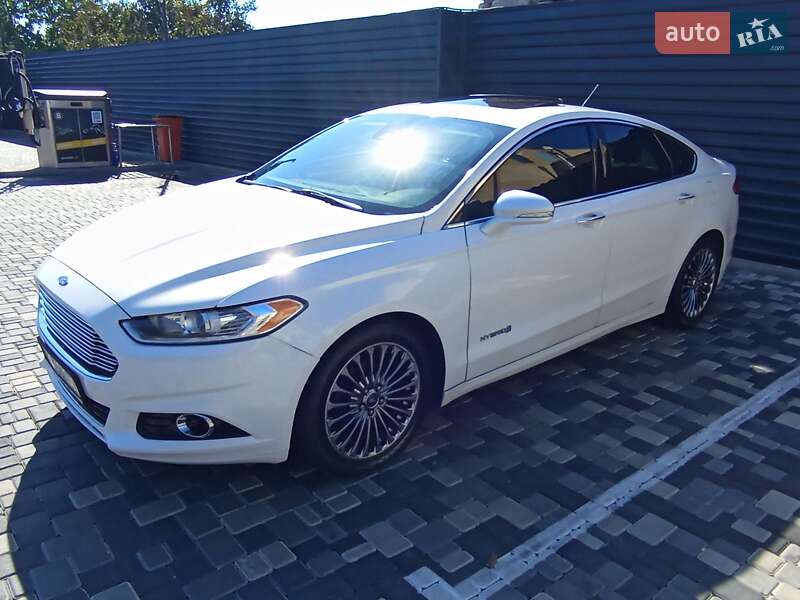 Ford Fusion 2015
