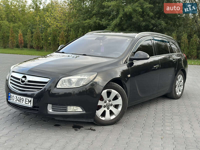 Opel Insignia 2011