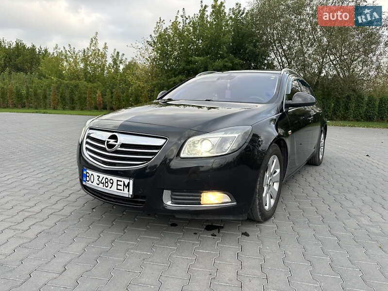 Opel Insignia 2011