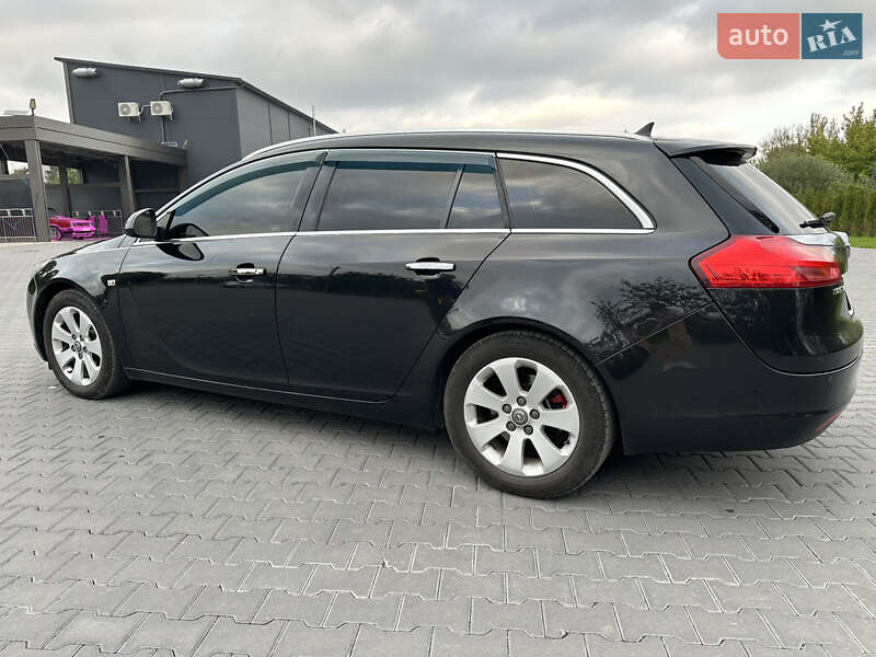 Opel Insignia 2011