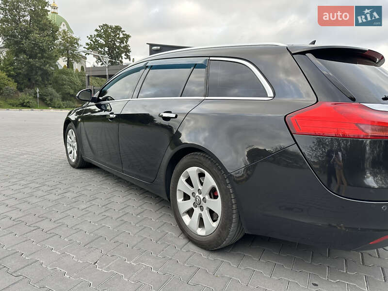 Opel Insignia 2011