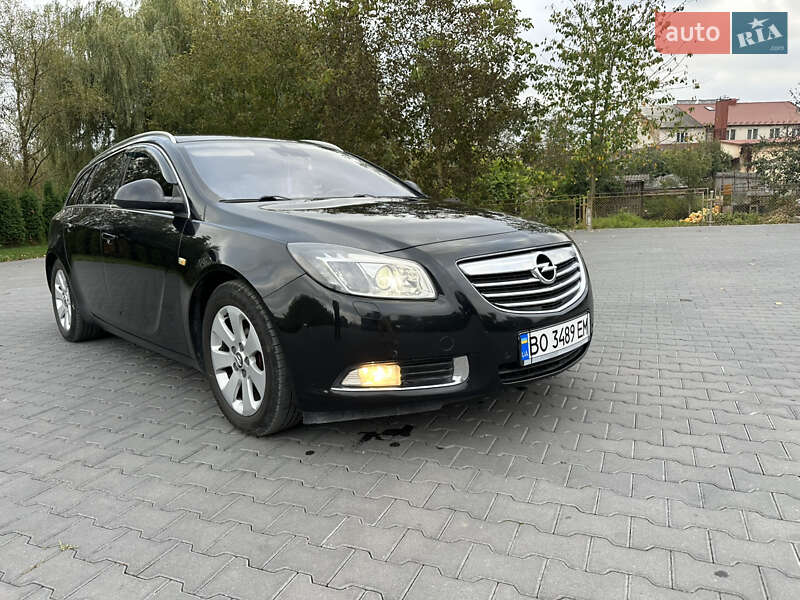 Opel Insignia 2011