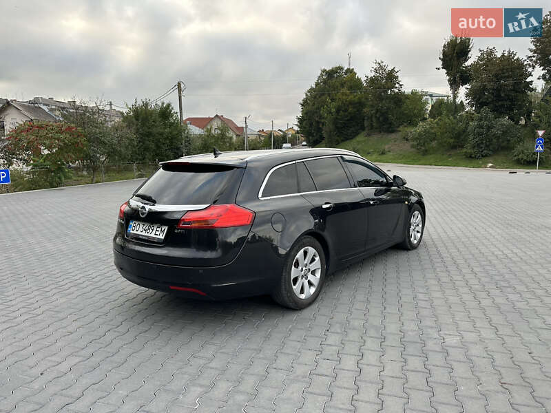 Opel Insignia 2011