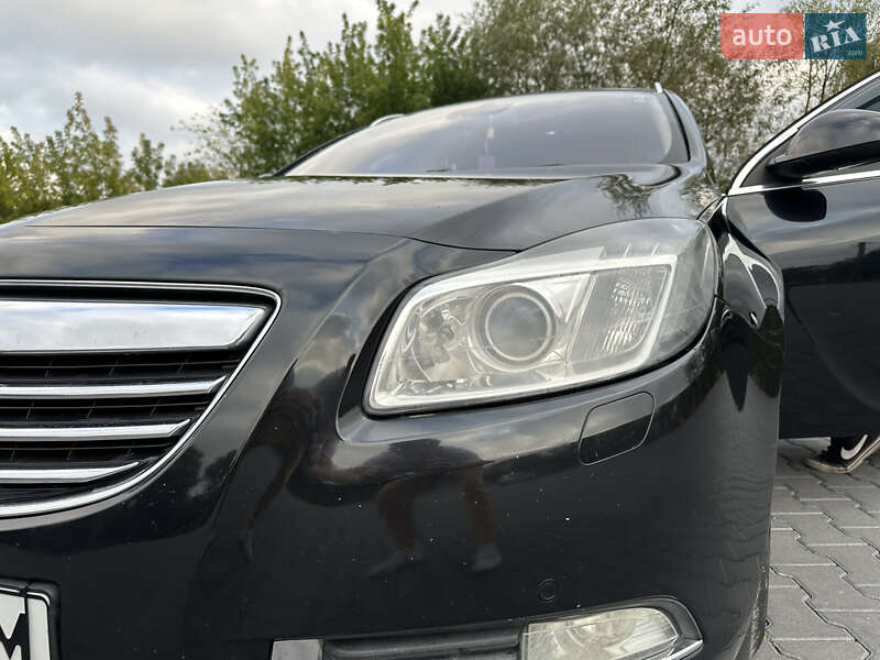 Opel Insignia 2011