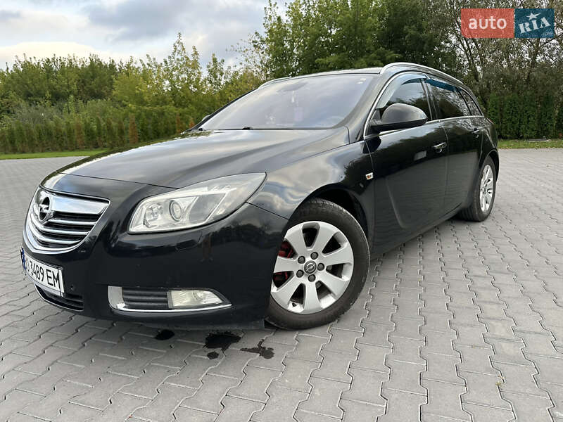 Opel Insignia 2011