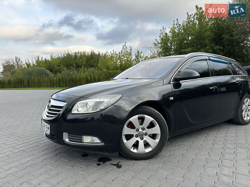 Opel Insignia 2011