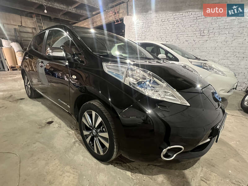 Nissan Leaf 2014