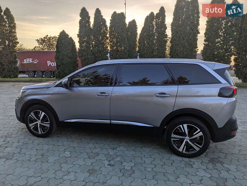 Peugeot 5008 2020