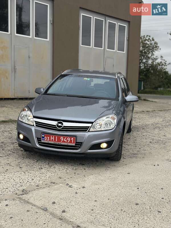 Opel Astra 2008