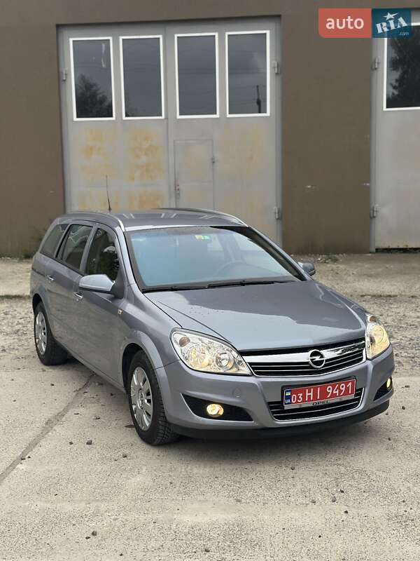 Opel Astra 2008