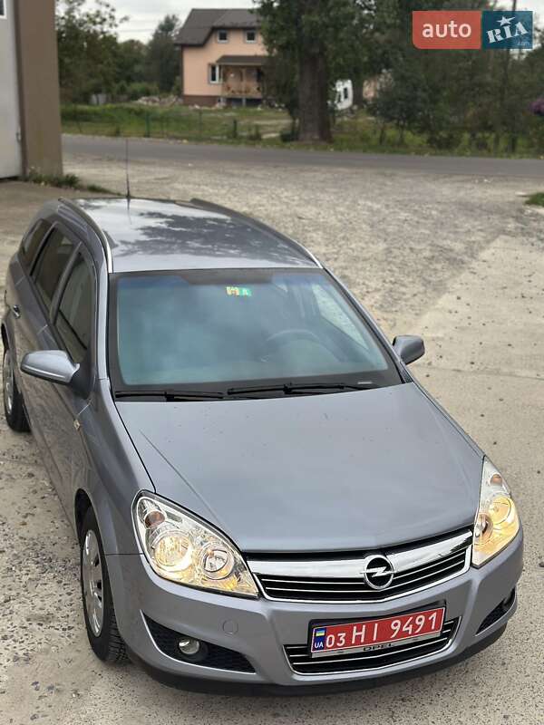 Opel Astra 2008