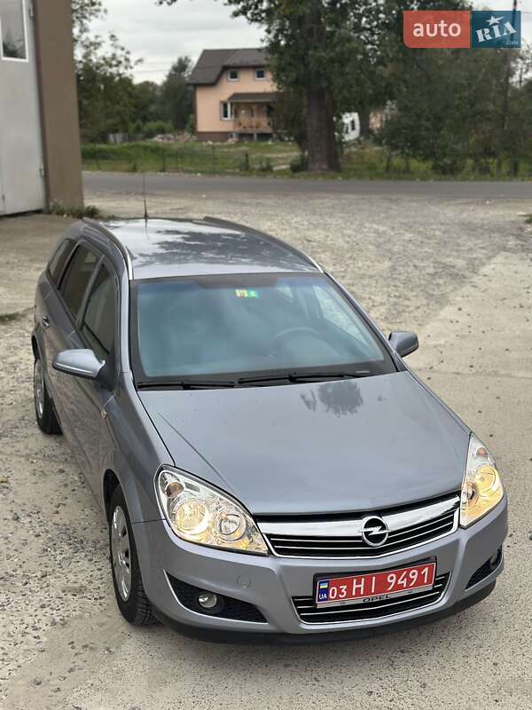 Opel Astra 2008