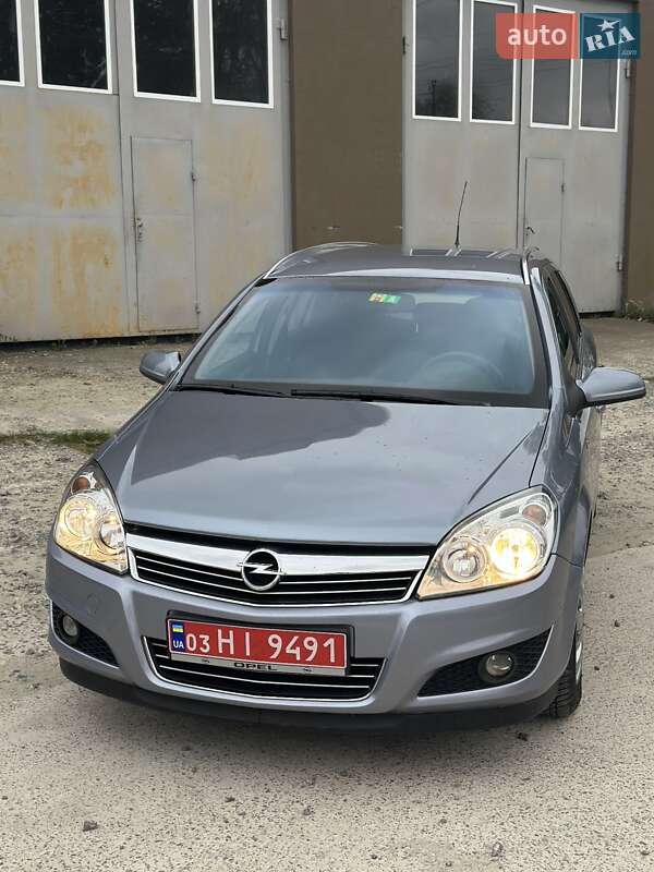 Opel Astra 2008