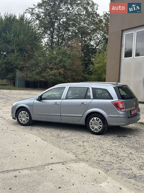 Opel Astra 2008