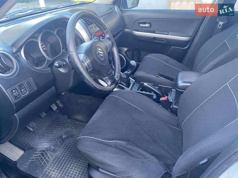 Suzuki Grand Vitara 2016