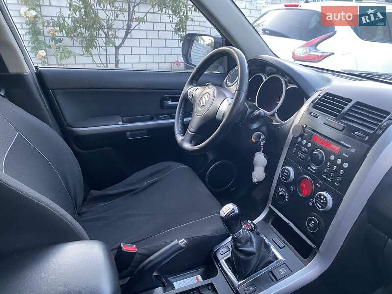 Suzuki Grand Vitara 2016