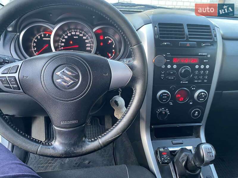 Suzuki Grand Vitara 2016