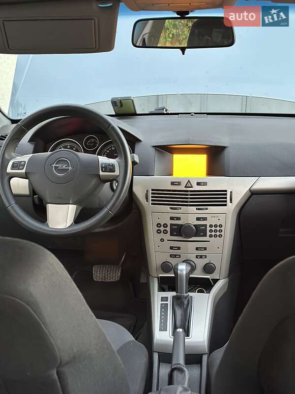 Opel Astra 2008