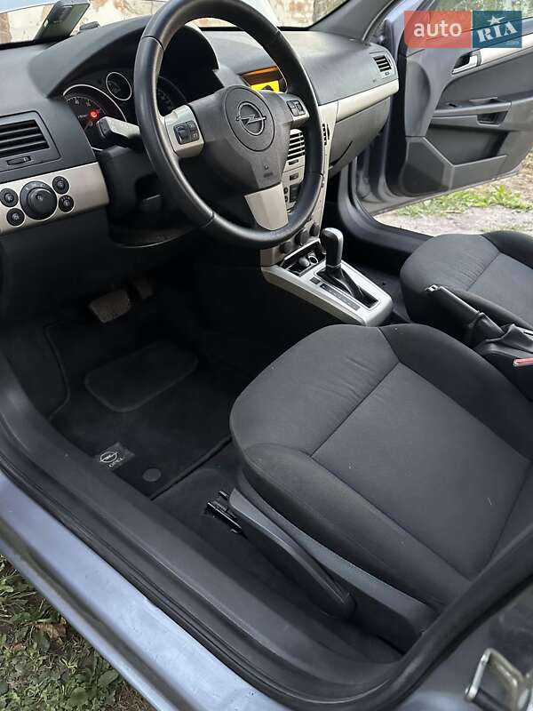 Opel Astra 2008