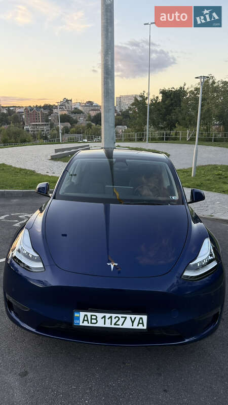 Tesla-8