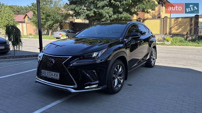 Lexus-10