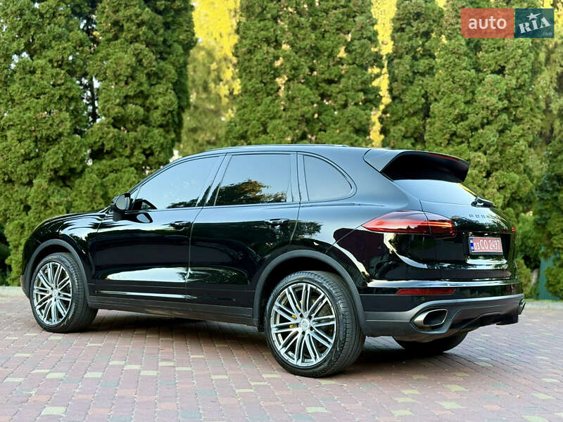 Porsche Cayenne 2015