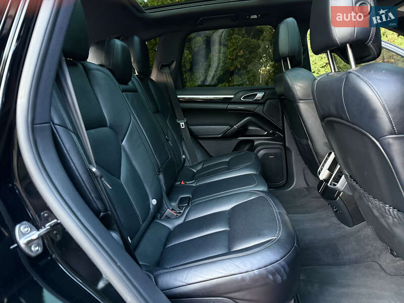 Porsche Cayenne 2015
