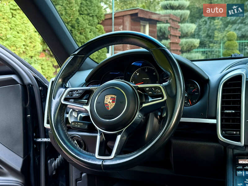 Porsche Cayenne 2015