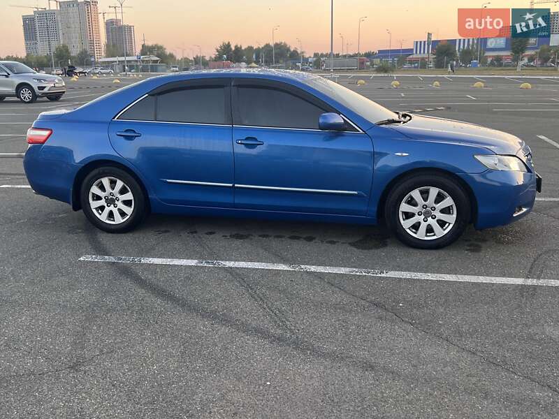 Toyota Camry 2007