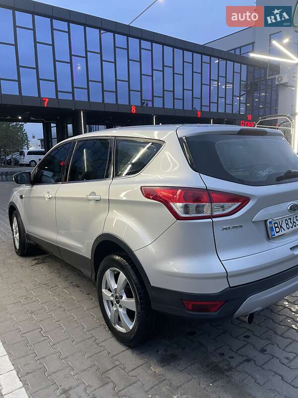 Ford Kuga 2013