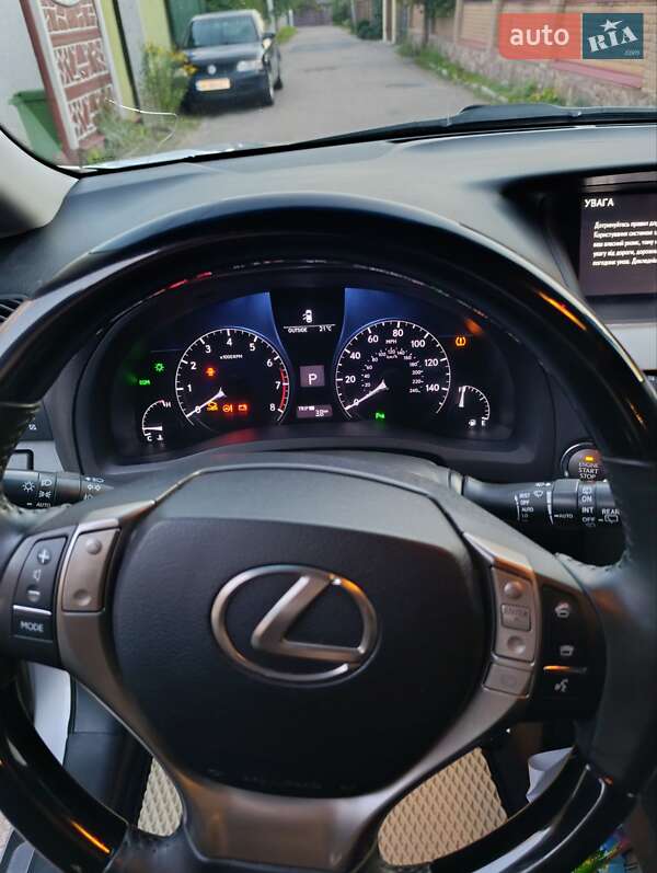 Lexus-20