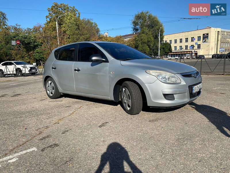 Hyundai i30 2007