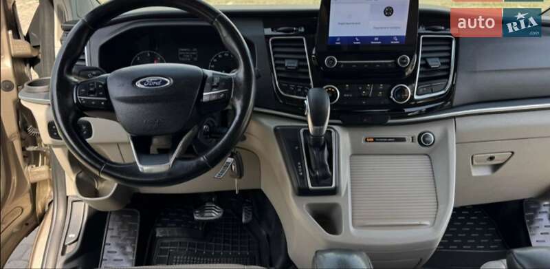 Ford Tourneo Custom 2019