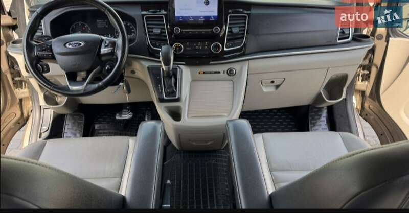 Ford Tourneo Custom 2019