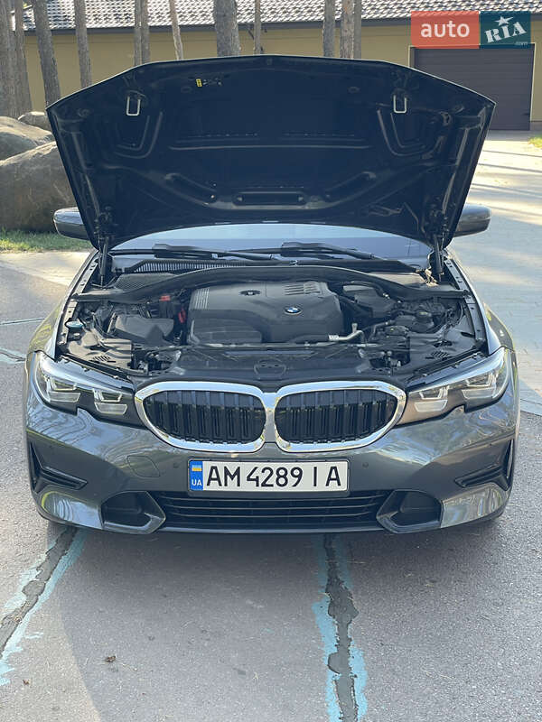 BMW 3 Series 2019