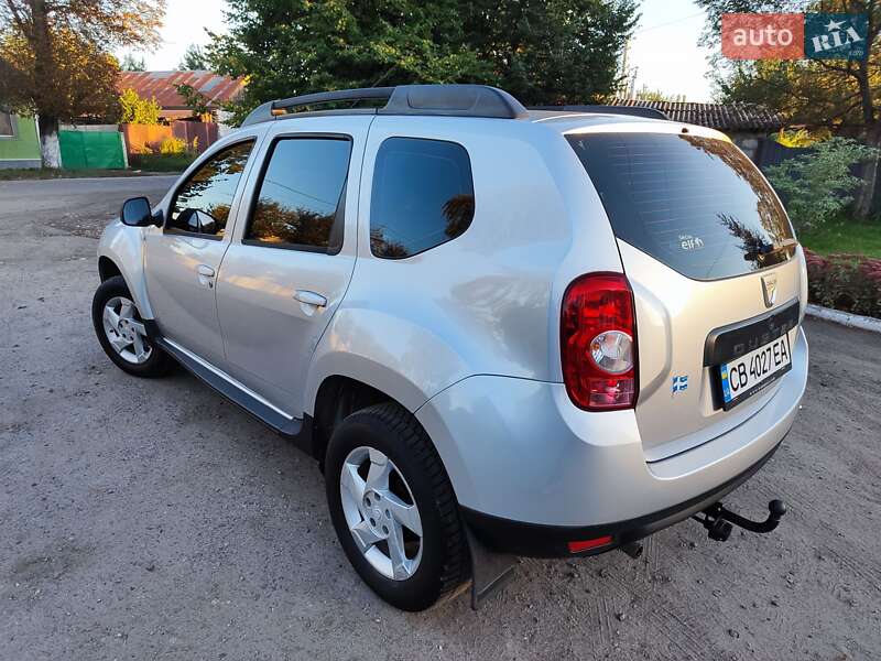 Dacia Duster 2011