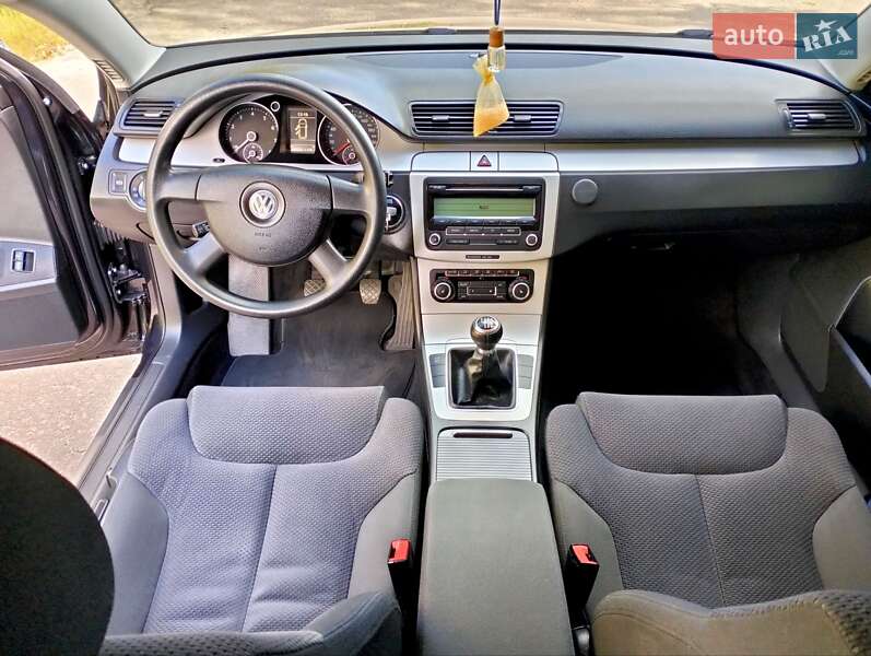 Volkswagen Passat 2010