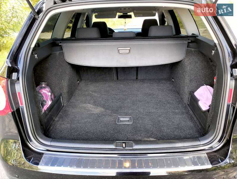 Volkswagen Passat 2010