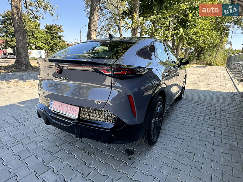 Volkswagen ID. UNYX 2024