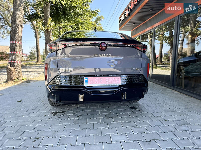 Volkswagen ID. UNYX 2024