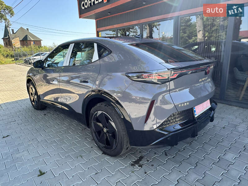 Volkswagen ID. UNYX 2024