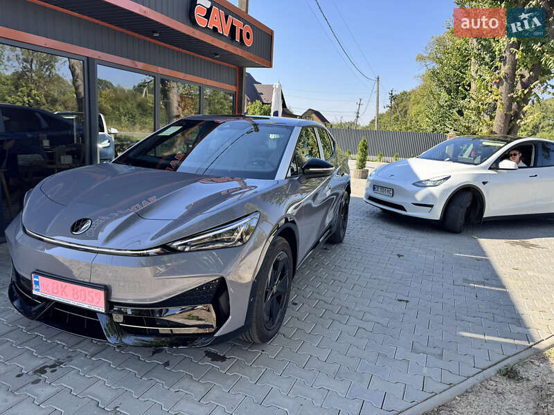 Volkswagen ID. UNYX 2024