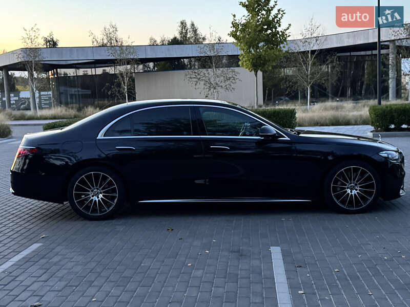 Mercedes-Benz S-Class 2021