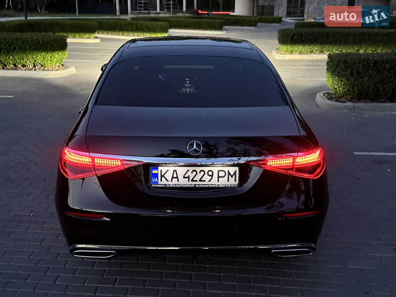 Mercedes-Benz S-Class 2021