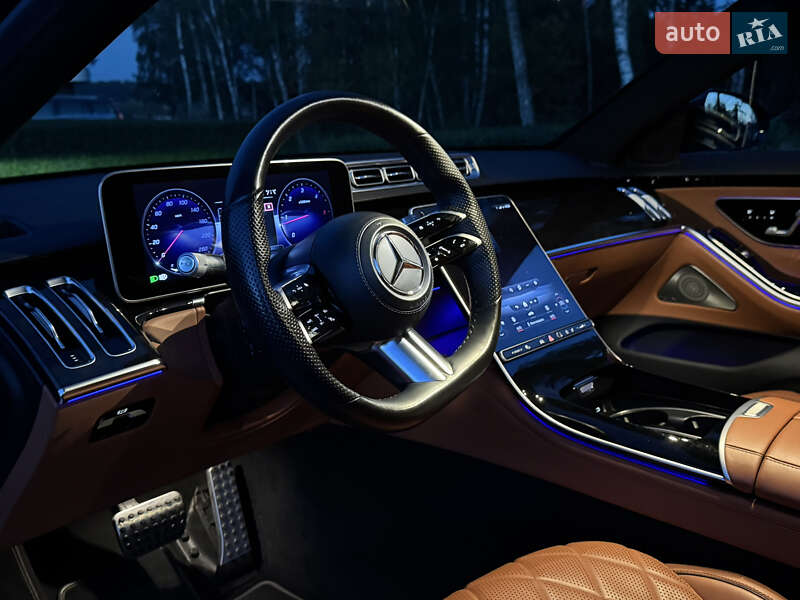 Mercedes-Benz S-Class 2021