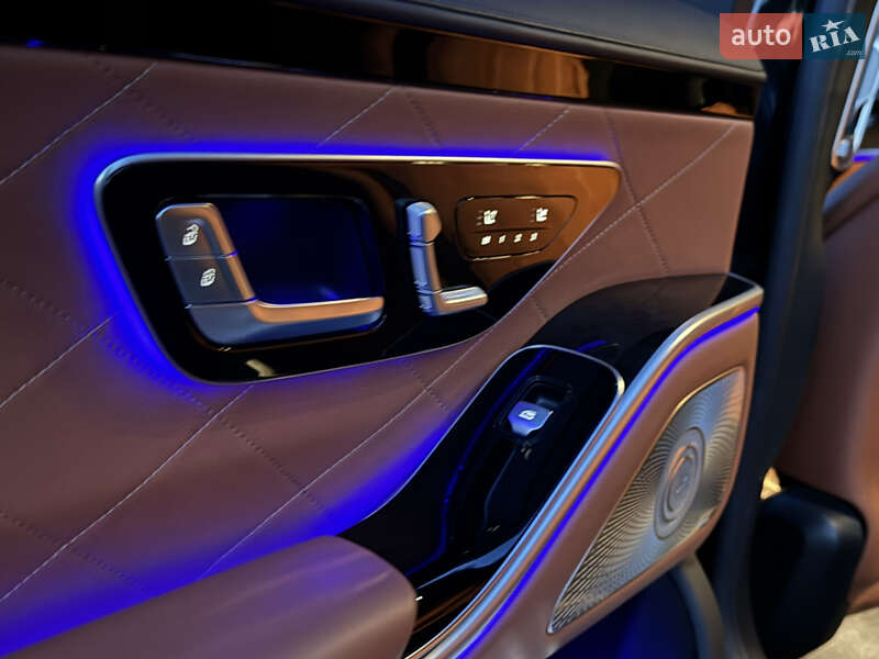 Mercedes-Benz S-Class 2021