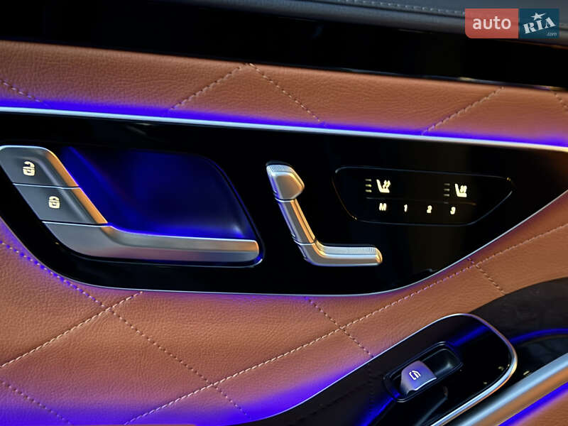 Mercedes-Benz S-Class 2021