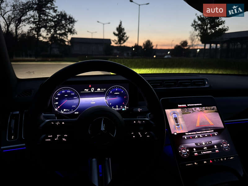 Mercedes-Benz S-Class 2021